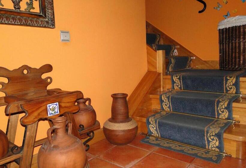 هتل روستایی Posada La Mies