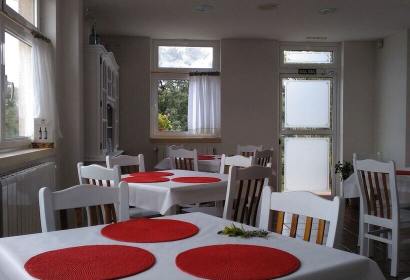 هتل روستایی Villanueva