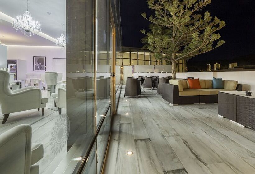 هتل Sandos Benidorm Suites