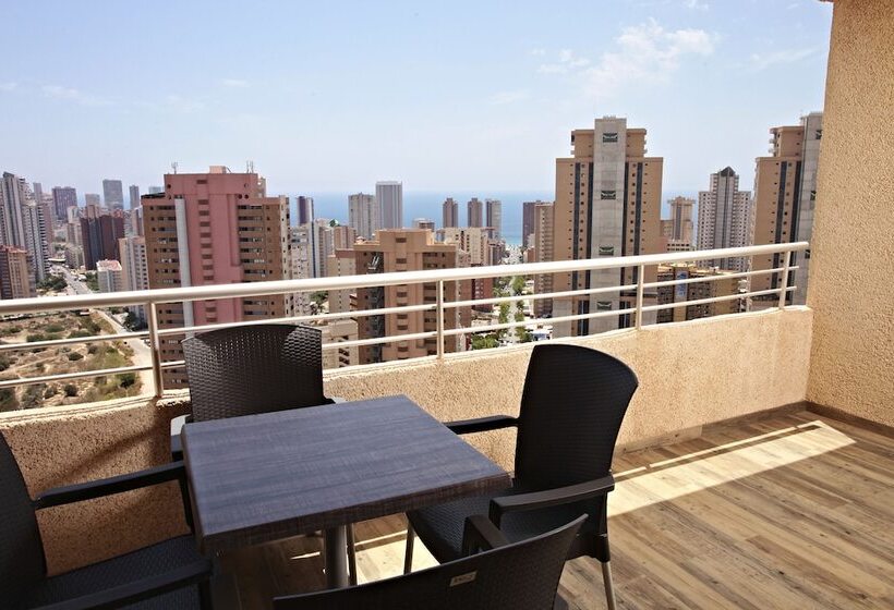 هتل Sandos Benidorm Suites