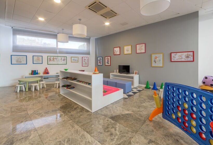 هتل Sandos Benidorm Suites