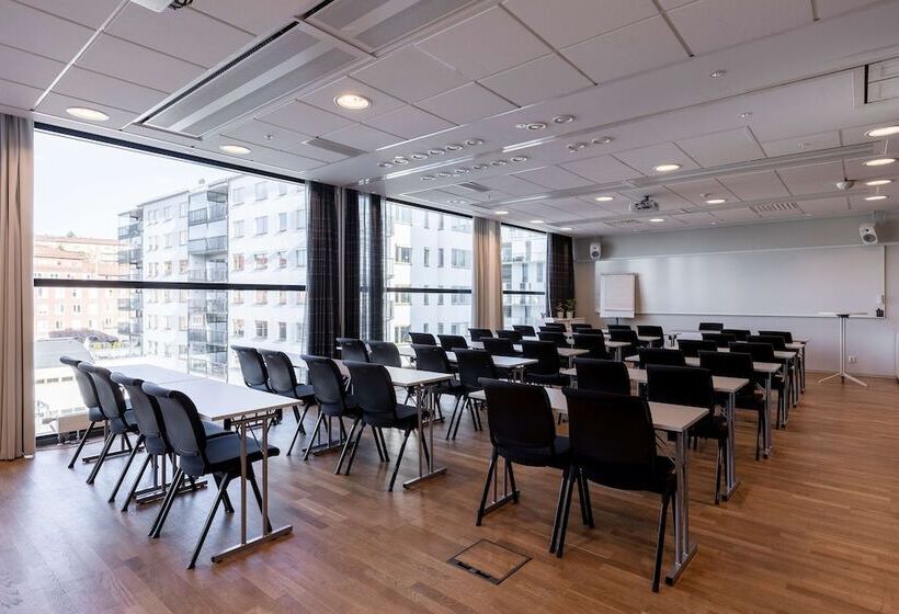 فندق Scandic Alvik