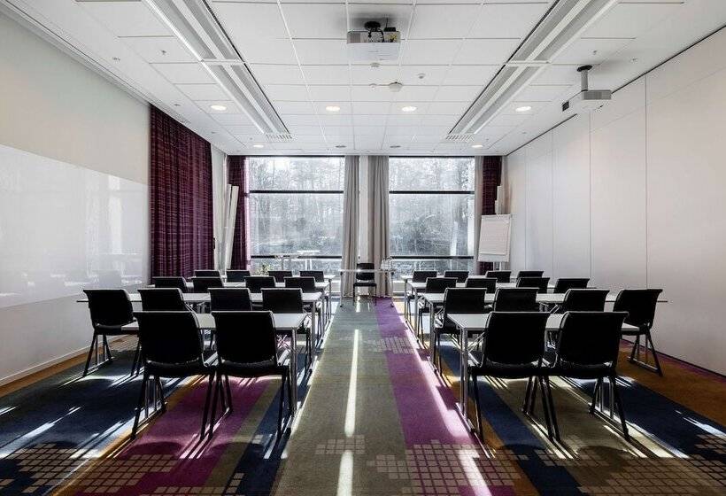 فندق Scandic Alvik