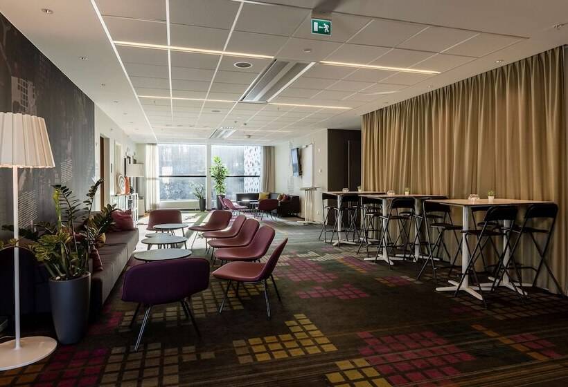 فندق Scandic Alvik