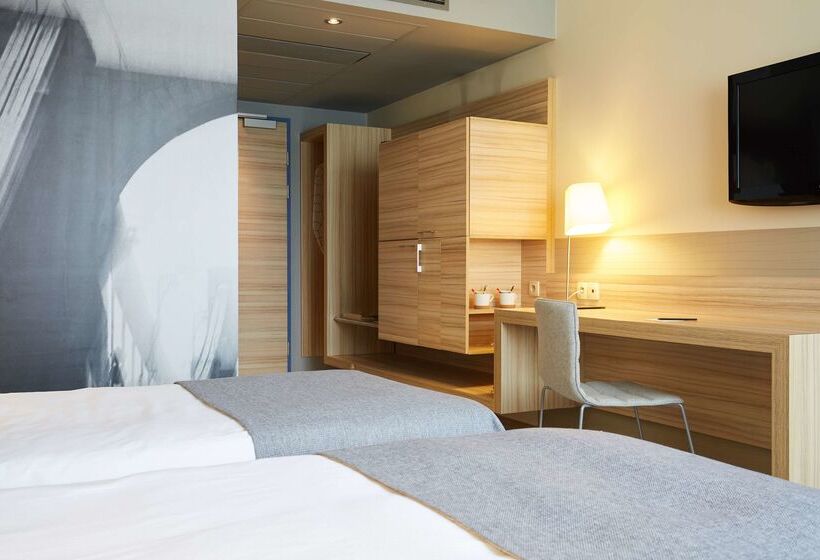 هتل Scandic Wrocław