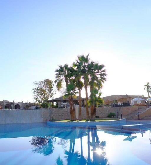 בית מלון כפרי Seti Abu Simbel Lake Resort