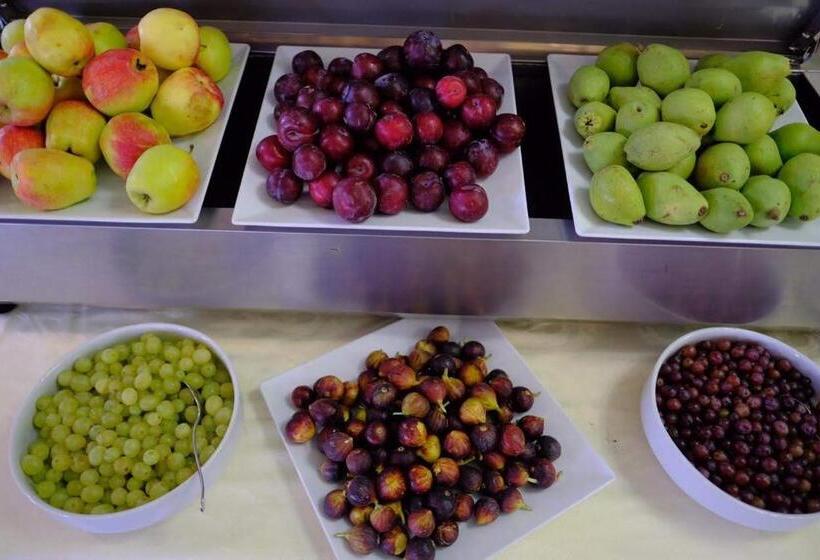 בית מלון כפרי Seti Abu Simbel Lake Resort