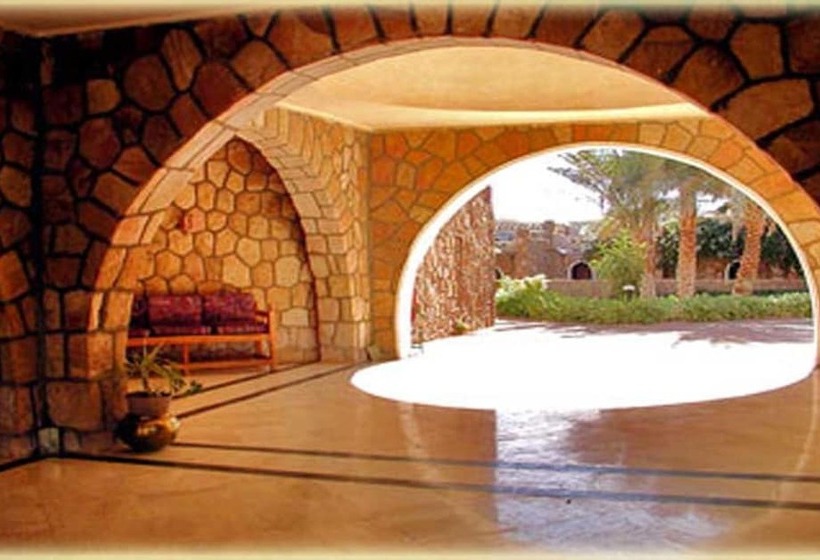 בית מלון כפרי Seti Abu Simbel Lake Resort
