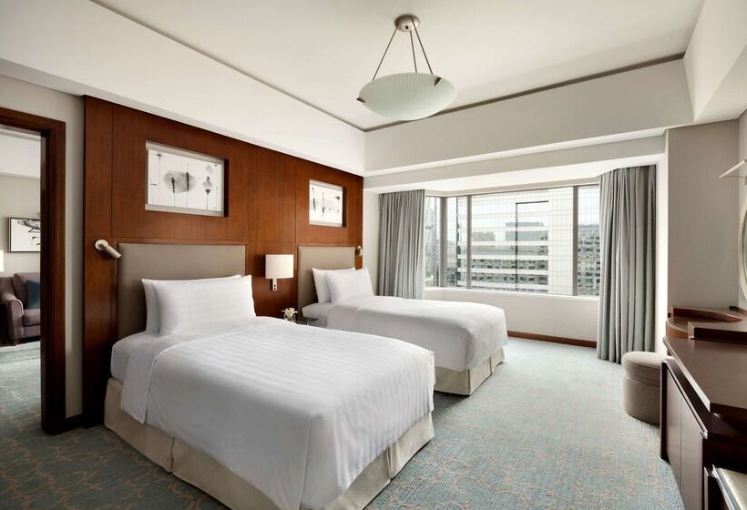 هتل Shangri La Qingdao   May Fourth Square