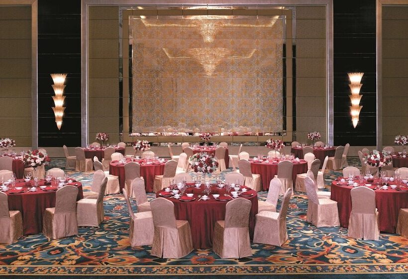 هتل Shangri La Qingdao   May Fourth Square