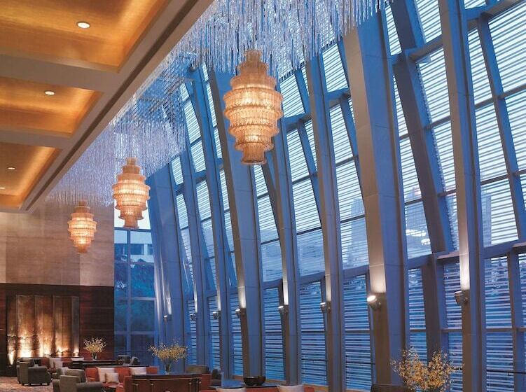 هتل Shangri La Qingdao   May Fourth Square