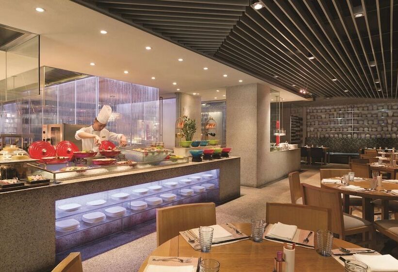 هتل Shangri La Qingdao   May Fourth Square