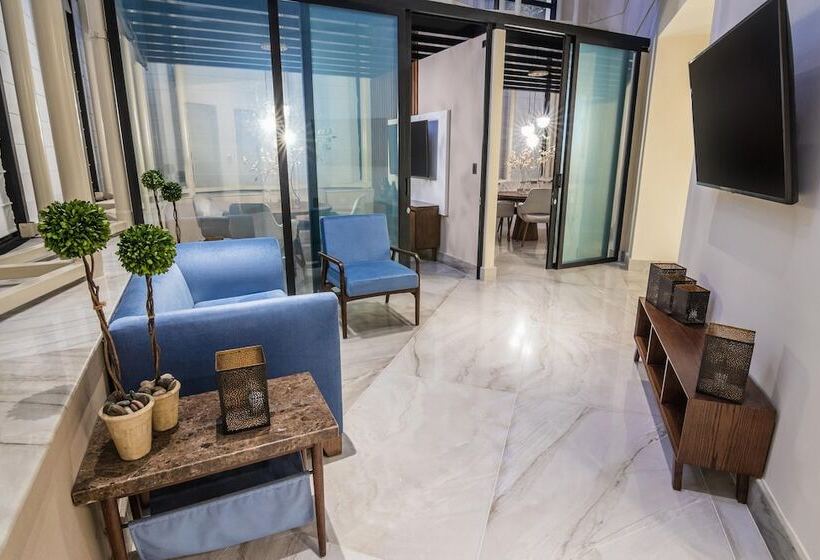 Отель Sheraton Quito