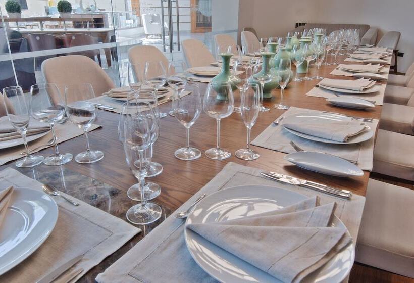 Отель Sheraton Quito