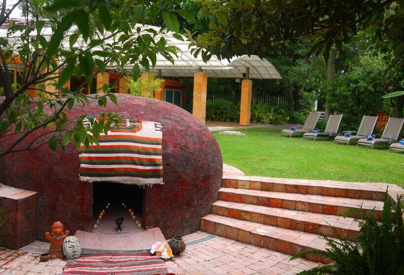 Отель Spa Posada Tlaltenango