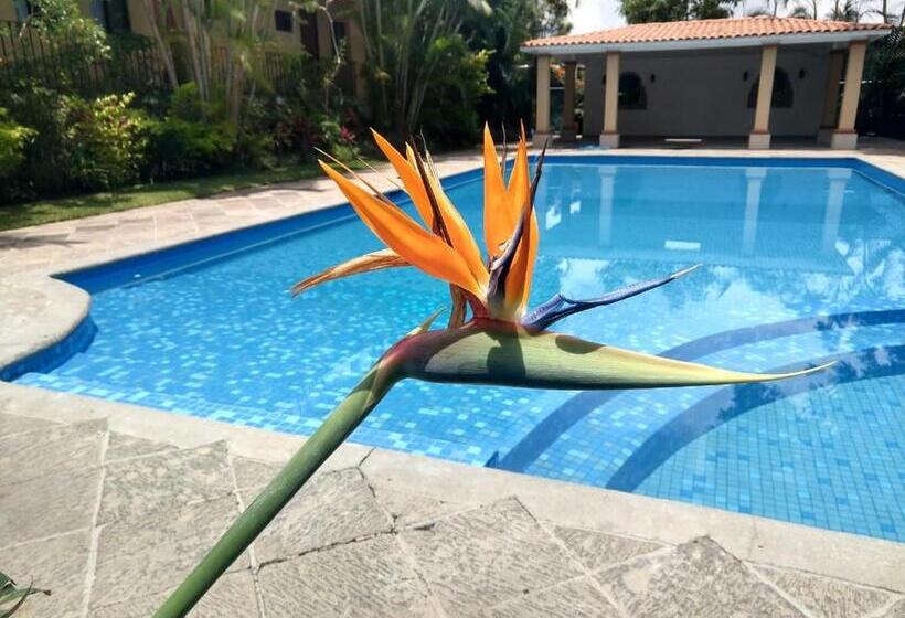 Отель Spa Posada Tlaltenango