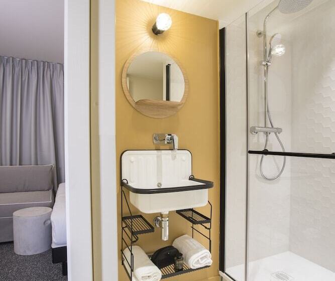 هتل Hôtel Life Bordeaux Gare   Bg