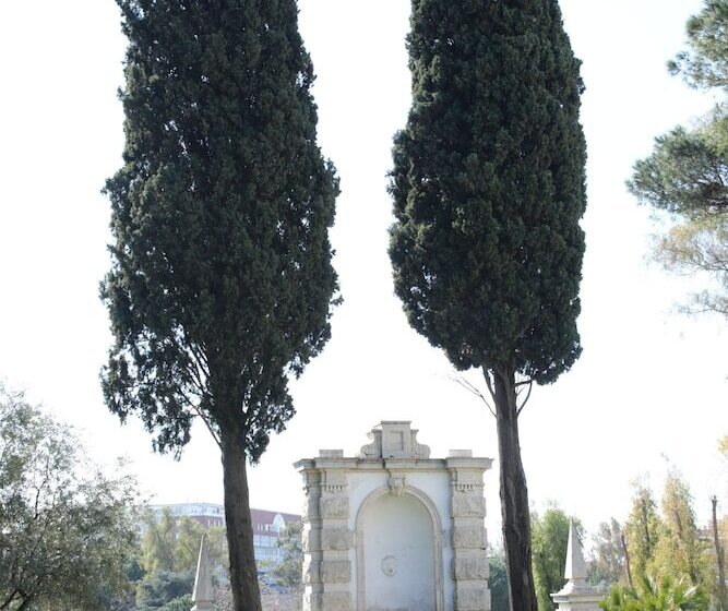 هتل Th Roma  Carpegna Palace