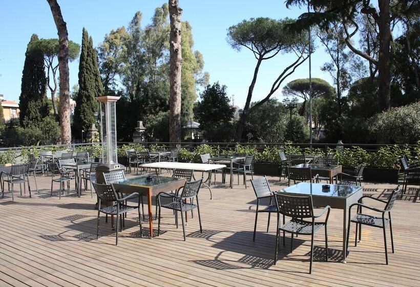 בית מלון כפרי Th Roma  Carpegna Palace