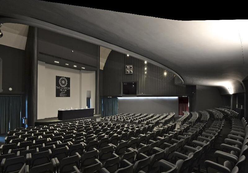 هتل Th Roma  Carpegna Palace