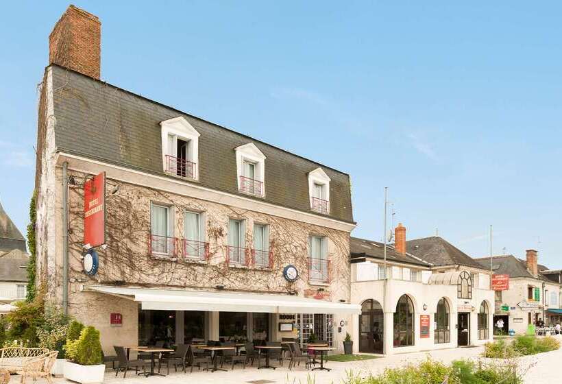 Отель The Originals City, Hôtel Le Cheval Rouge, Tours Ouest