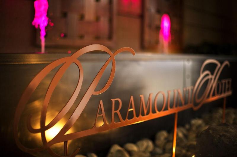 酒店 The Paramount