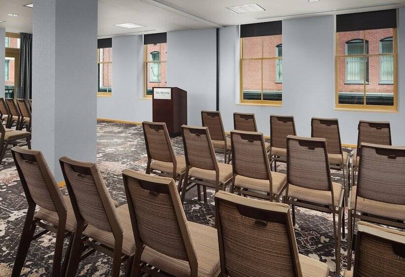 هتل The Westin St. Louis