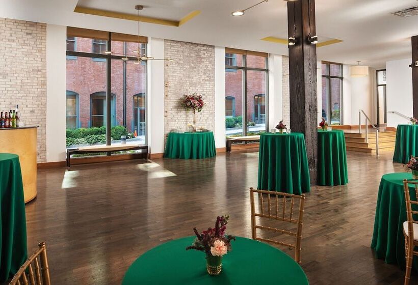 호텔 The Westin St. Louis