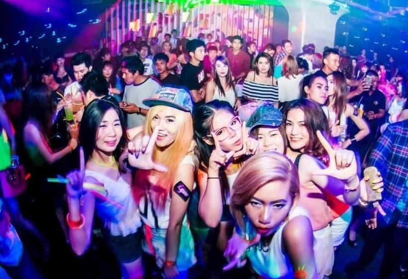 Topland Hotel & Convention Centre