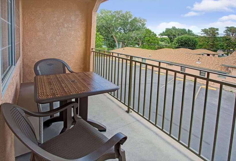 فندق Travelodge By Wyndham Bishop