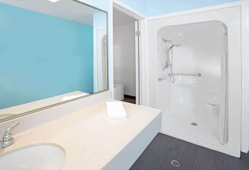 فندق Travelodge By Wyndham Bishop