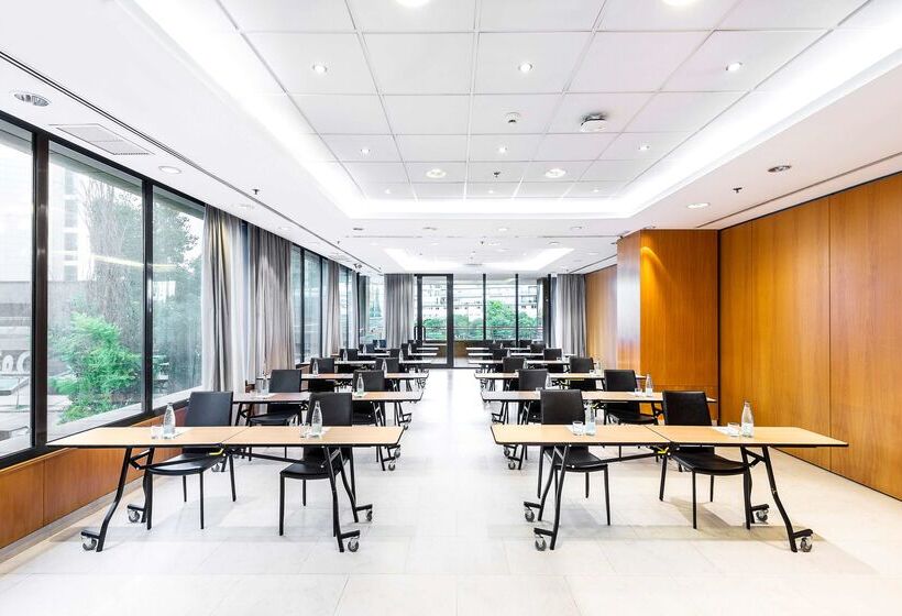 فندق Valencia Oceanic Affiliated By Meliá