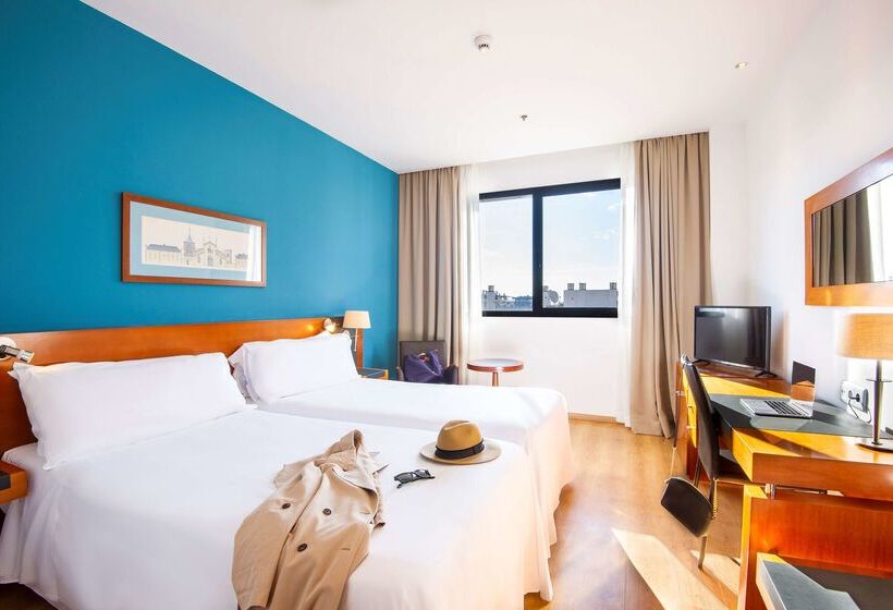 فندق Valencia Oceanic Affiliated By Meliá