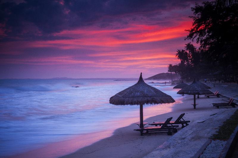 هتل Victoria Phan Thiet Beach Resort & Spa