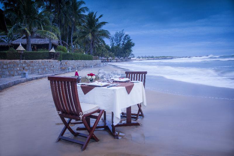 هتل Victoria Phan Thiet Beach Resort & Spa