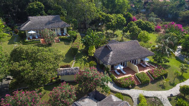 هتل Victoria Phan Thiet Beach Resort & Spa