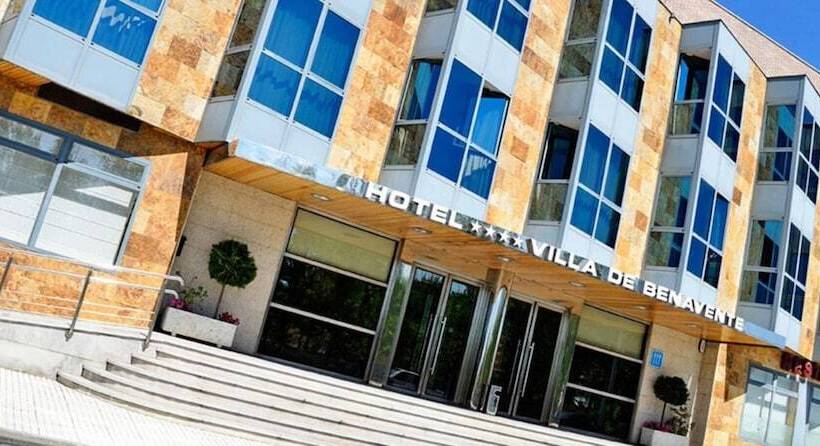 هتل Villa De Benavente