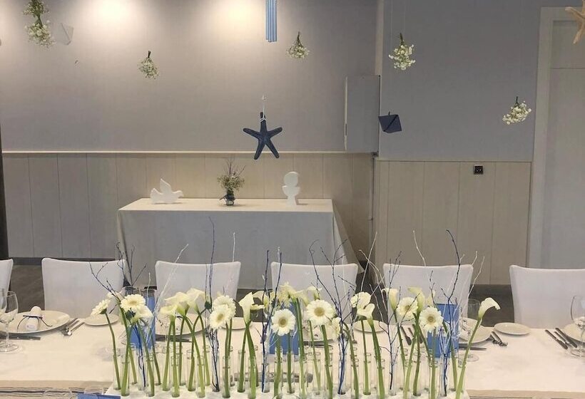 هتل Villa De Benavente