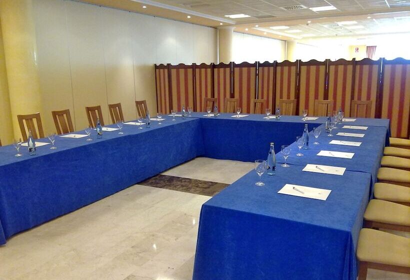 호텔 Villa De Gijon