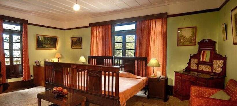 هتل Woodville Palace By Signum