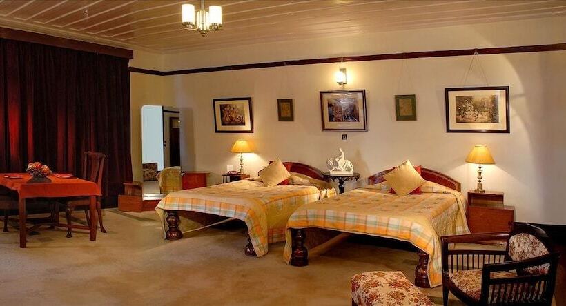 هتل Woodville Palace By Signum