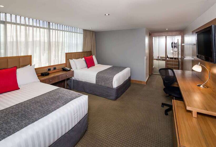 هتل Wyndham Garden Quito