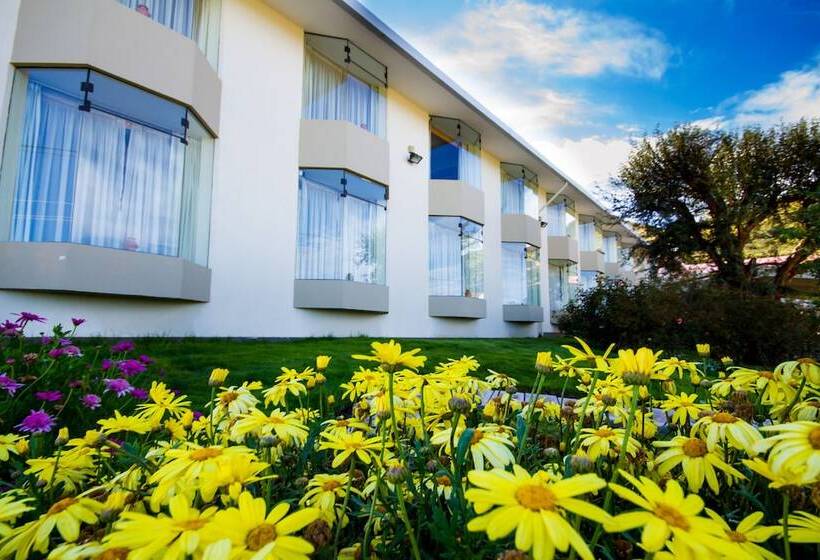 ホテル Lake Titicaca