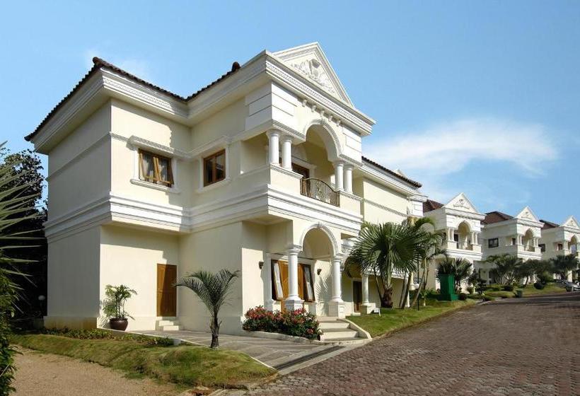 هتل Yasmin  Puncak