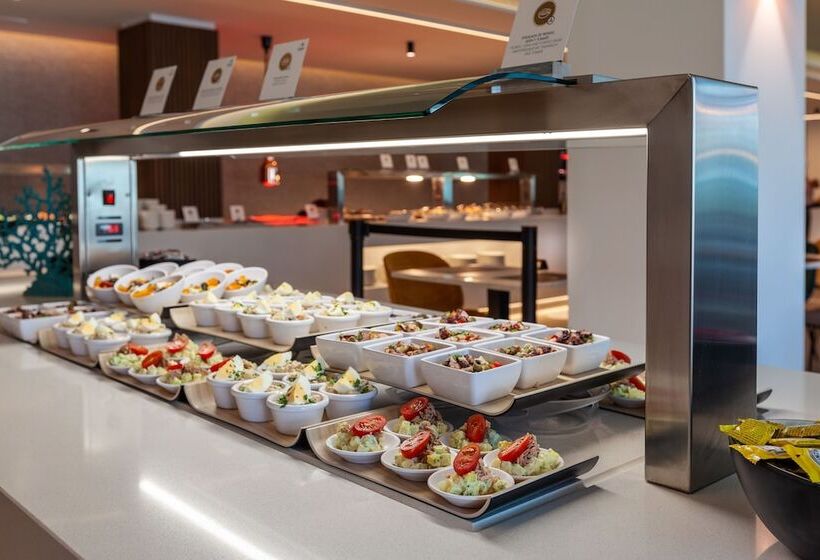 Kumara Serenoa by Lopesan Hotels