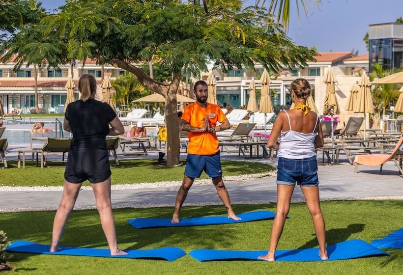 Kumara Serenoa by Lopesan Hotels