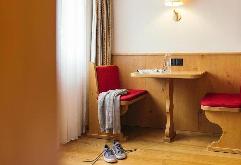 La Couronne Hotel & Spa