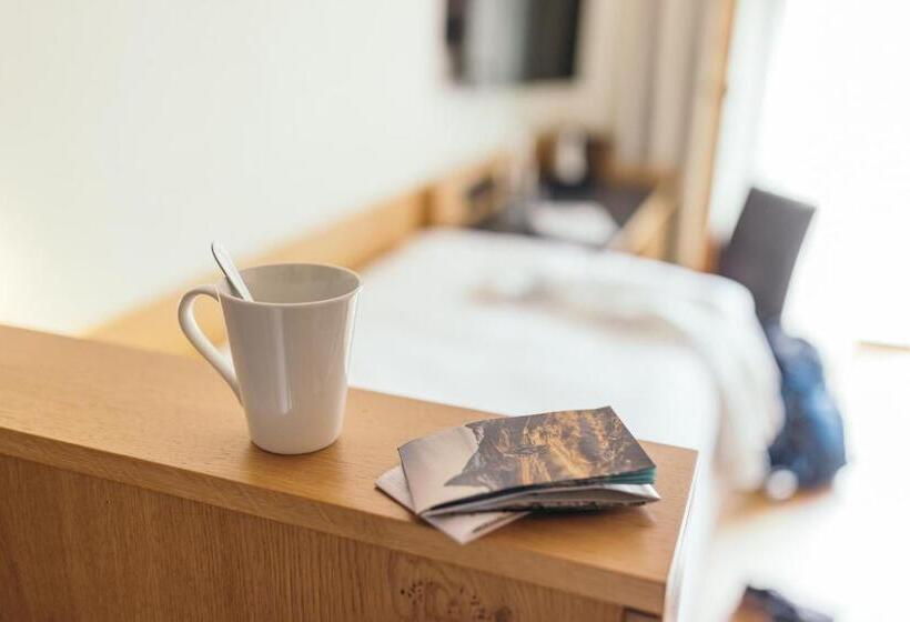 La Couronne Hotel & Spa