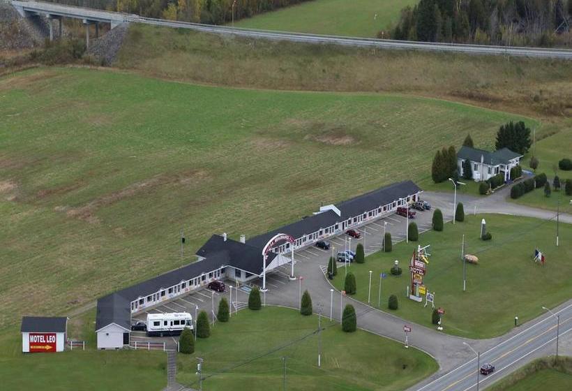 فندق على الطريق Travelodge By Wyndham Grand Falls