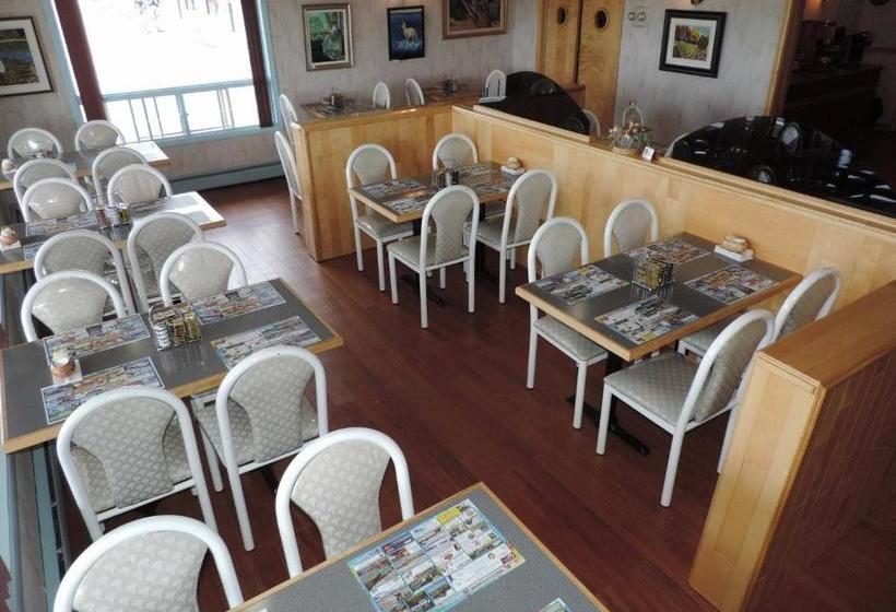 فندق على الطريق Travelodge By Wyndham Grand Falls